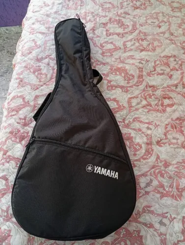 Violão Yamaha apx T2