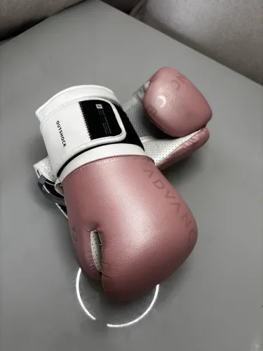 Luva de boxe, Muay Thai outshock