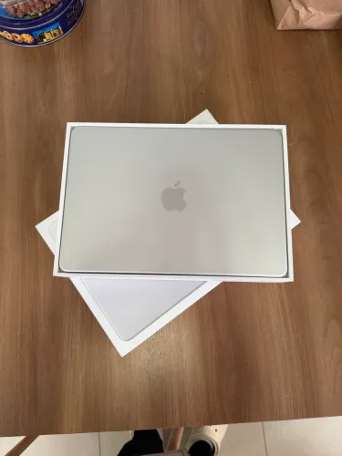 Vendo Macbook Neo 256gb Silver