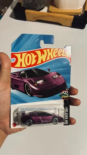 Bugatti Super T-Hunt Hot Wheels