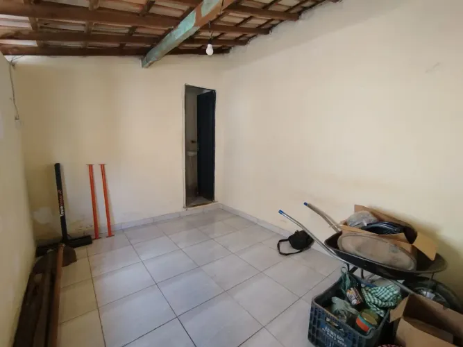 Jardim Palmeiras Lote 180 m² com 3 Cómodos /Escritura !!!159.999.00