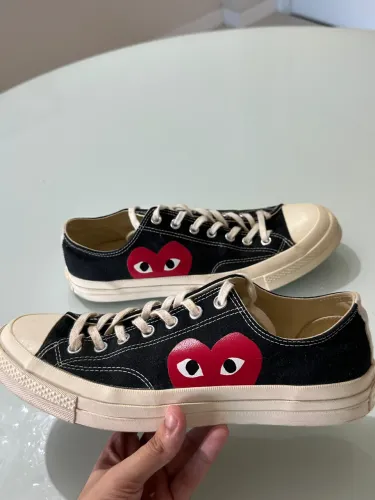 Tenis converse x comme des garcons play chuck