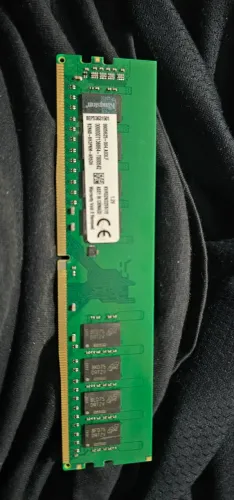 Memória RAM Kingston 16GB DDR4 3200MHz