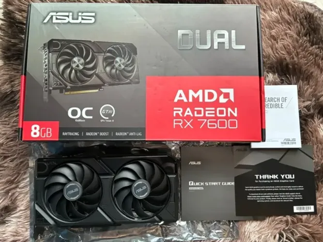 Placa de video RX 7600 8gb Asus
