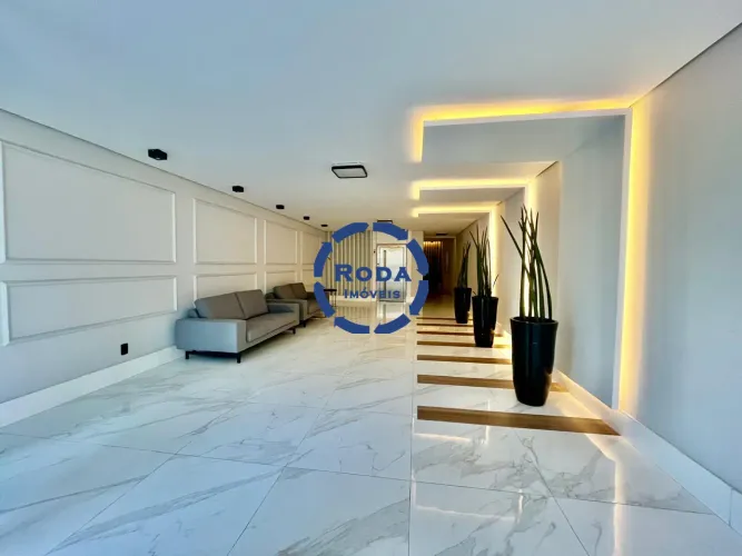 Apartamento na Ponta da Praia 4 Dormitórios (2 Suítes) | Cozinha Ampla