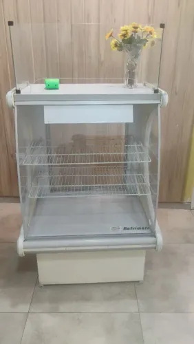 Balcão-Vitrine Expositor