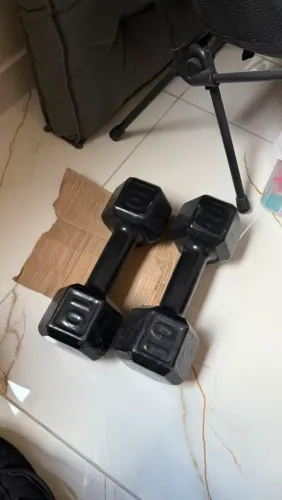 Vendo par de halteres novos de 10kg