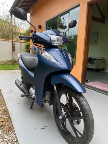 Biz 125 EX 2025