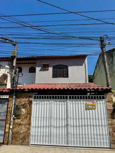 Casa à Venda - Carmari, Nova Iguaçu