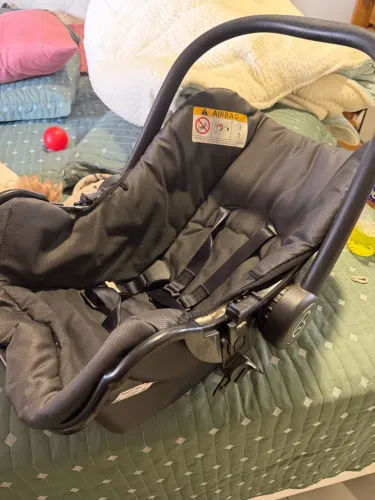 Bebê conforto 150,00