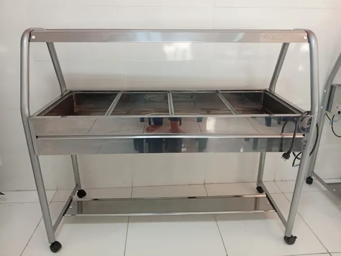 Vendo self-service por 1.800 