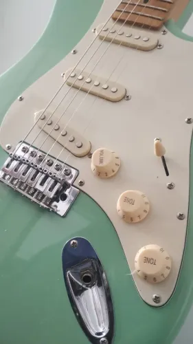 Guitarra Tagima TG-530 Surf Green seminova + capa