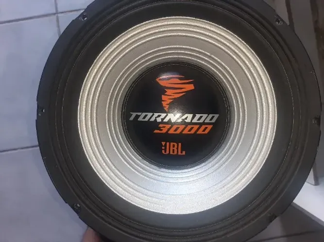 JBL tornado 3000 4ohms 