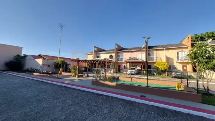 AM | Casa duplex no Condomínio Ecovillage Porto Canoa / Planície da Serra