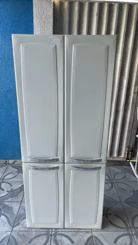 Paneleiro de aço Itatiaia usado 300$