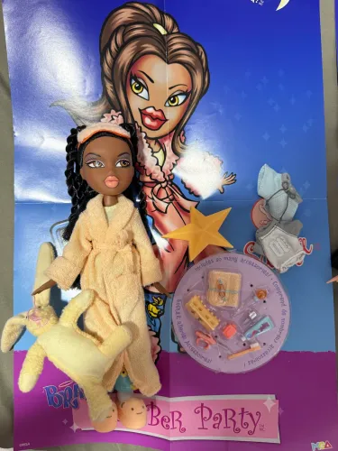 Bratz Sasha festa do pijama