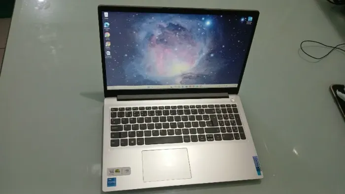 Ideapad 1 Lenovo - 6 meses de uso - perfeito estado