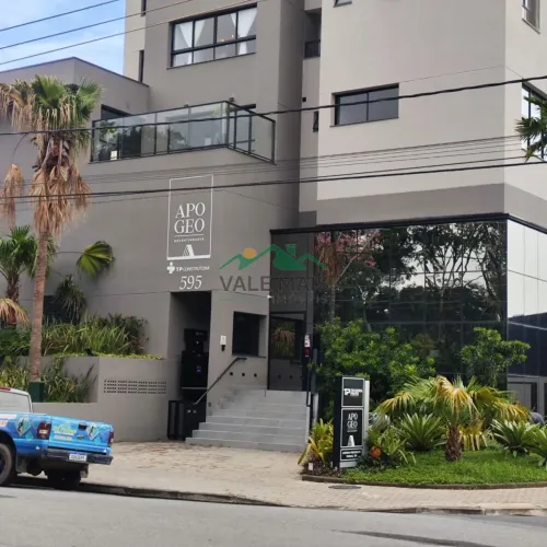 Apartamento com 2 dormitórios à venda, 67 m² por R$ 790.000,00 - Vila Paraíba - Guaratingu
