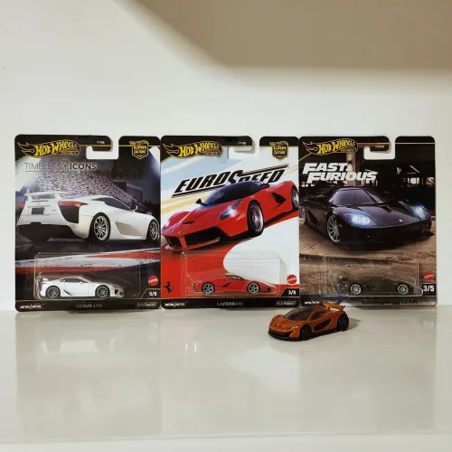 Lote Hot Wheels Premium Ferrari / Koenigsegg / Lexus / Mclaren - Miniaturas 1:64