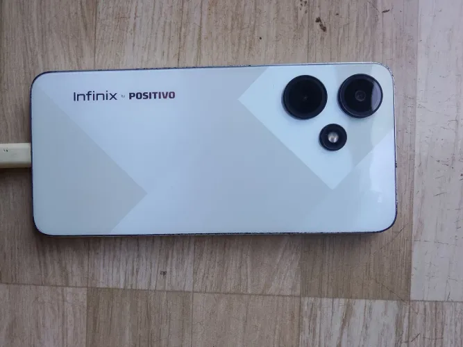 Infinix Hot 30i 