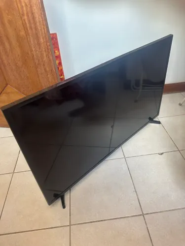 Tv Samsung retirada de peças