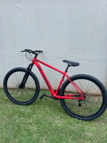 Bicicleta Aro 29 Alfameq VX 24 Marchas e Freio a Disco