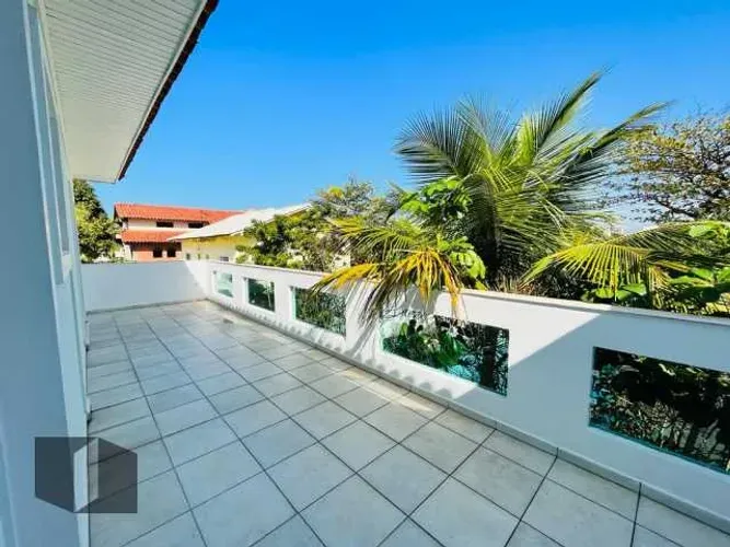 Casa de condomínio em Barra da Tijuca