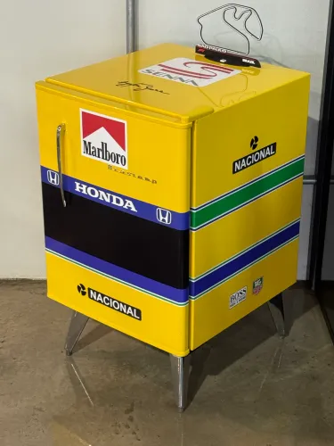 Frigobar geladeira cervejeira Ayrton Senna