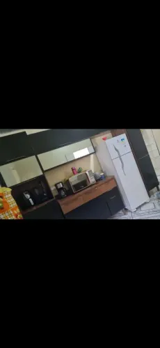 Vendo um lindo armário de cozinha 