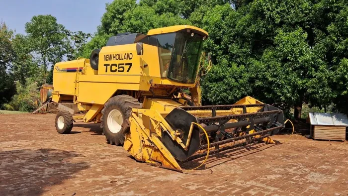 NEW HOLLAND TC 57