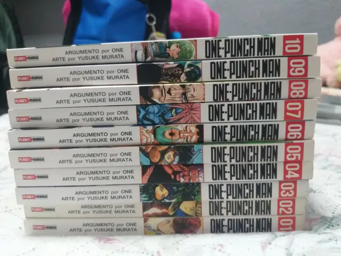 Volumes 1 ao 10 de one-punch man