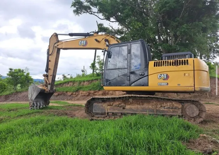 Escavadeira Caterpillar 318D2L 20/20 - Parcele