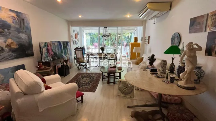 Barra da Tijuca | Casa 4 quartos, sendo 3 suites