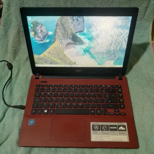 Notebook ACER 1-431-C3W6 usado 
