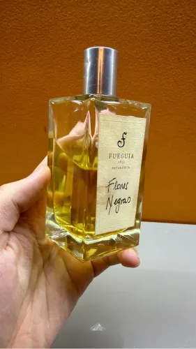 Perfume Fueguia Flores Negras