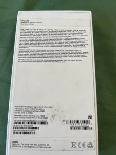 iPhone 13 sem uma marca de uso