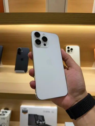 iPhone 16 Pro Max 256Gb White Titanium