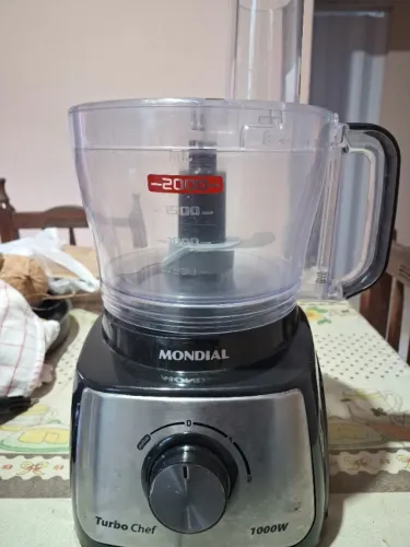 Liquidificador e processador.
