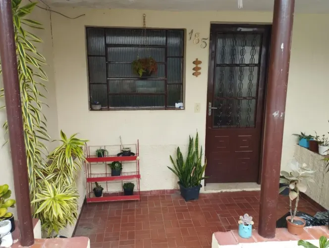 Casa com 2 dormitórios à venda, 180 m² por R$ 403.000 - Jardim Independência - Taubaté/SP
