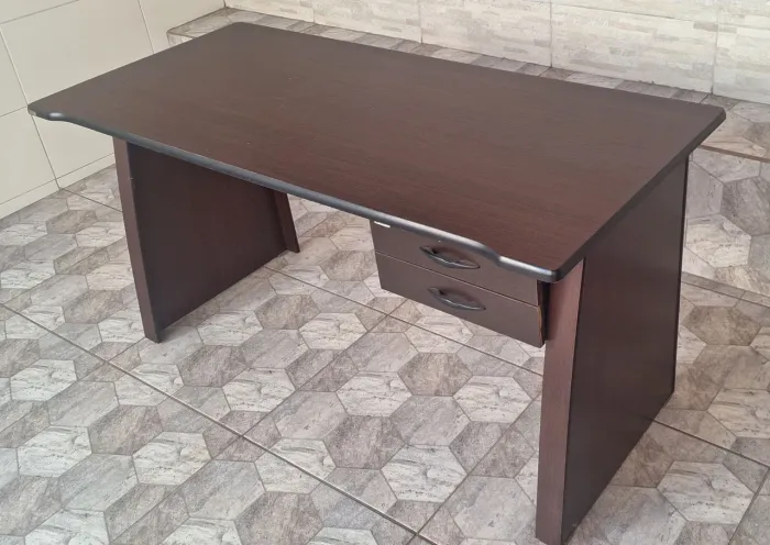 MESA DE ESCRITÓRIO 