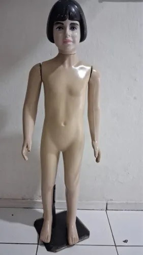 Vendo manequins adulto e infantil 