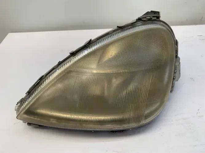 Farol Esquerdo Mercedes Classe A 160 190 1999 2005 Detalhe Esquerdo/motorista