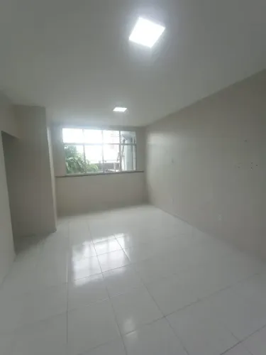 Apartamento Amplo 2 quartos, Rua Pará, no coração do Veirailves