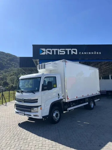 Vw 11-180 Delivery 2023 Baú Refrigerado Labonia de 5.20