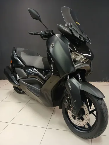 YAMAHA XMAX 250