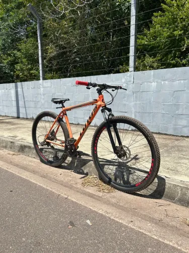 Bicicleta lótus aro 29