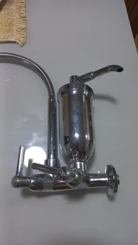 Torneira de cozinha de parede inox com filtro 