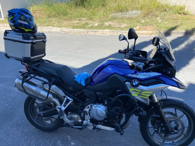 BMW F750 SOORT ( motor 800 de fabrica )