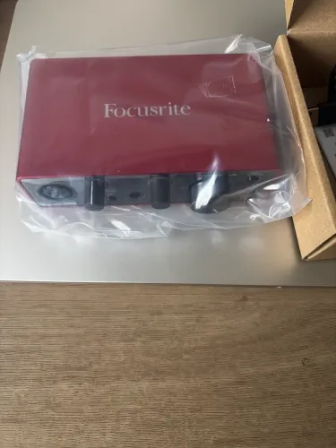 Interface de áudio focusrite scarlet solo gen 3
