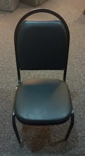 Cadeira Fixa Estofada